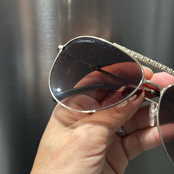 ✨Chanel Gold Tone Brown Gradient 4231 Aviator Sunglasses - Picture 7 of 17